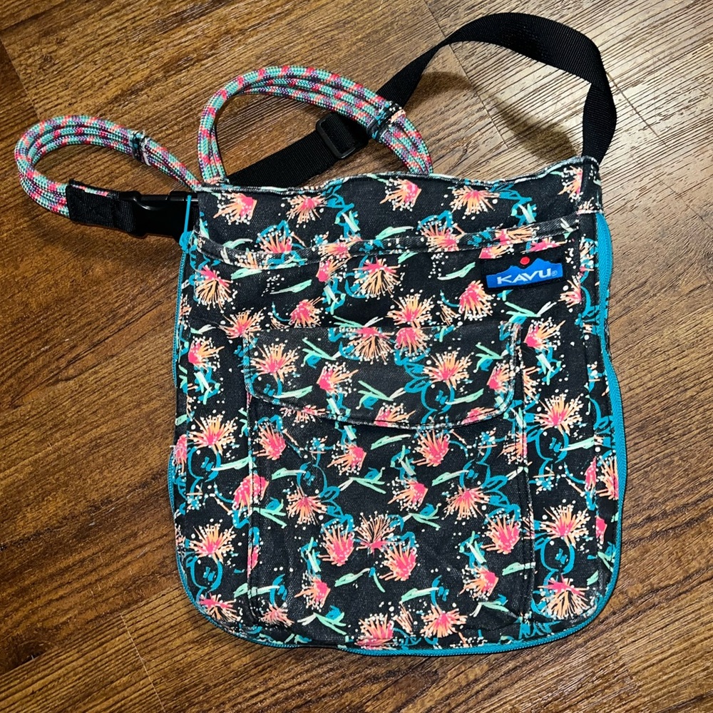 Kavu Crossbody Rope Purse Bag Blue Pink Floral Firework  Canvas Adjustable Strap